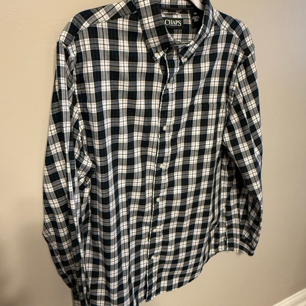 Chaps Men’s Black and White Plaid Button-Up Shirt